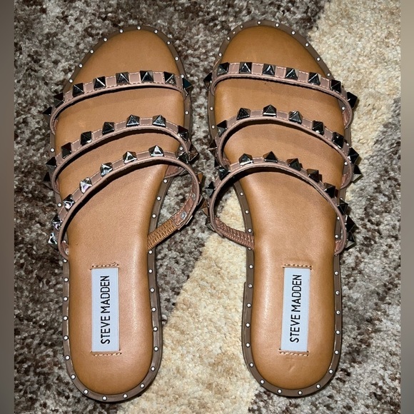 Steve Madden Sandals - Picture 2 of 6